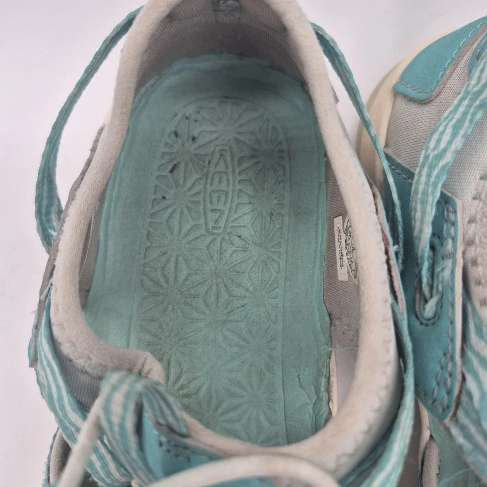 Keen‎ Whisper Sandals Youth Girls Size 4 Blue Bungee Hiking Sport Water Shoes